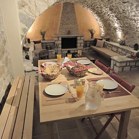 Gartagani Guest House Стемніца Екстер'єр фото